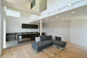 想いを詰め込んだ高台リゾートハウス