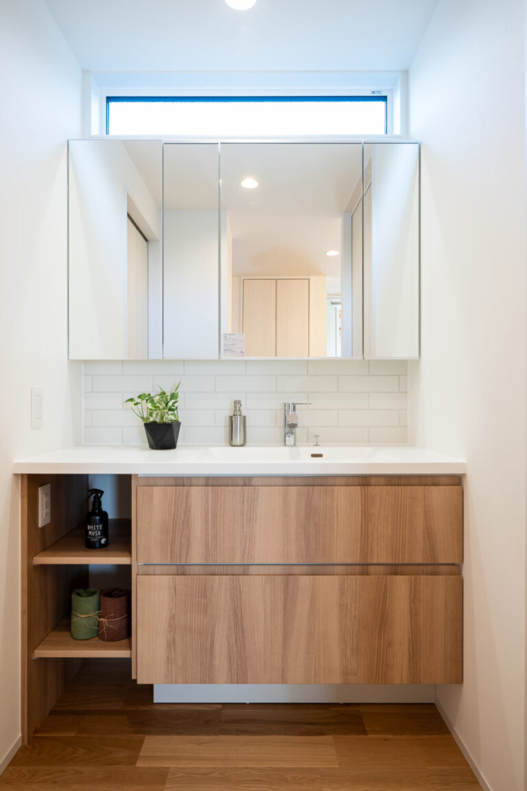 思い出のお気に入りアイテムが新しい暮らしを彩るおうち