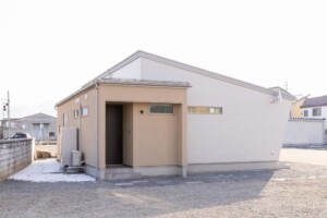 安曇野市豊科｜ここちよさを極めた終の棲家。シニア世代のための上質な平屋のお家